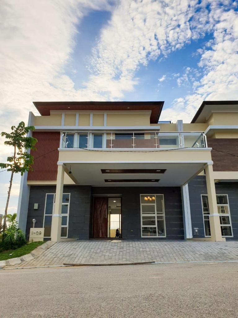 RUMAH CANTIK & MODERN