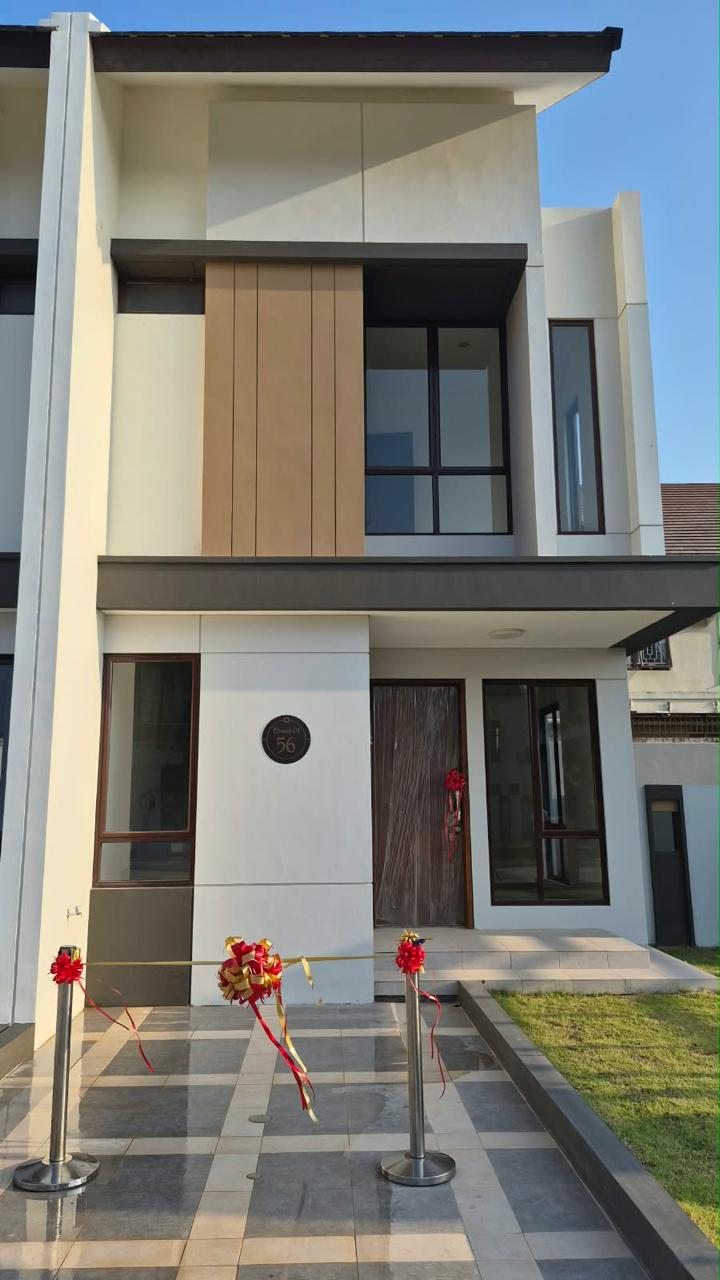 DISEWAKAN RUMAH CANTIK DI ORCHARD PARK